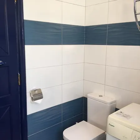 Los Pinos Apartman *